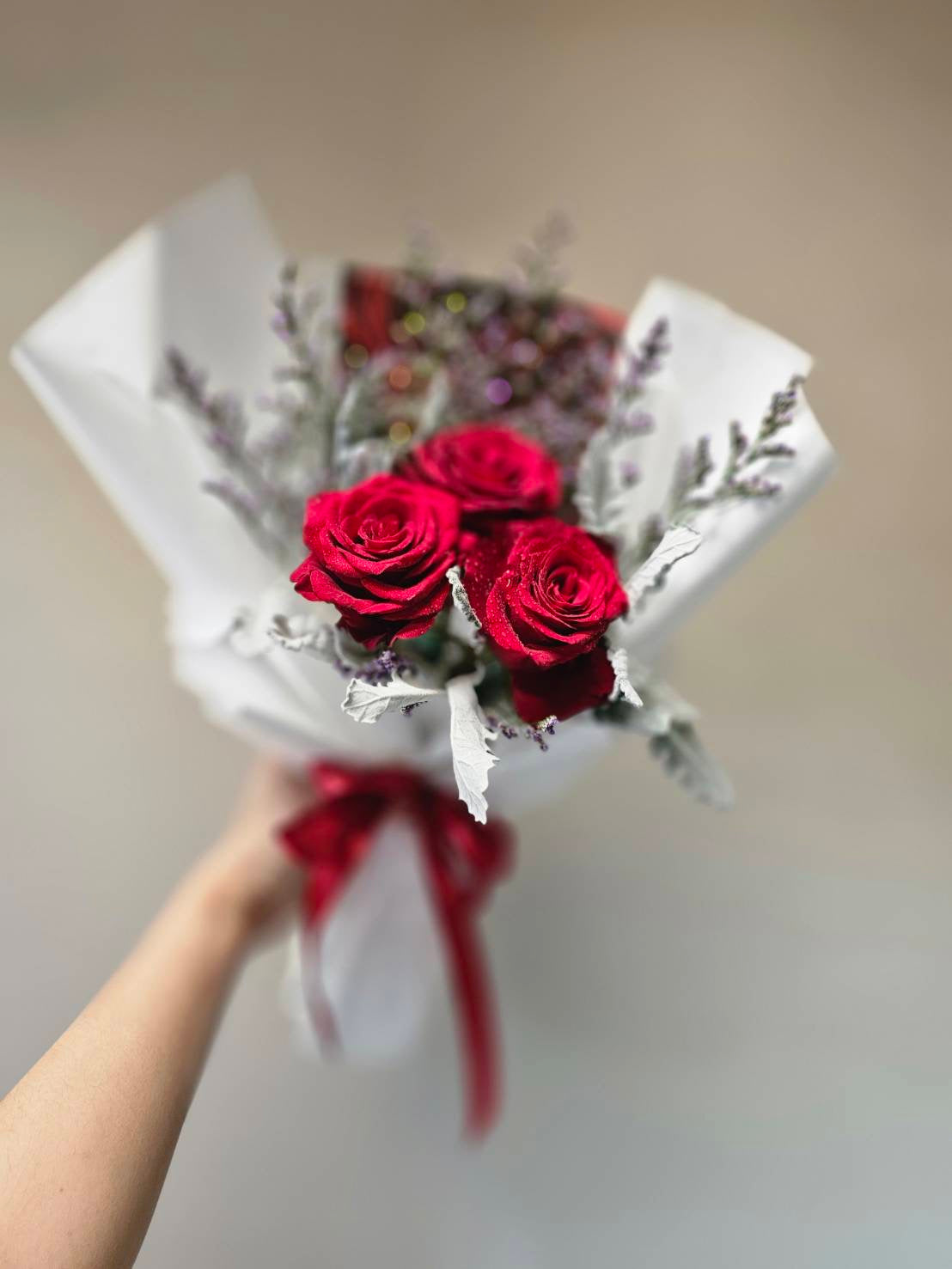 Bouquet of 3 Red Roses
