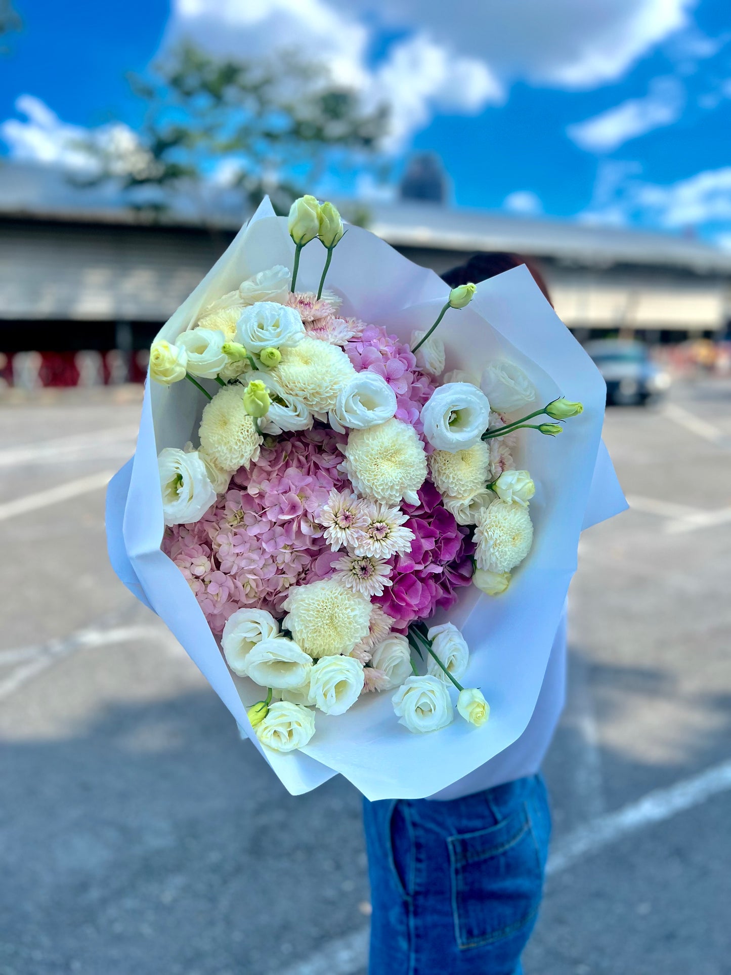 Blushing Elegance Bouquet (XL) - Farm-Sook Flowers & Coffee