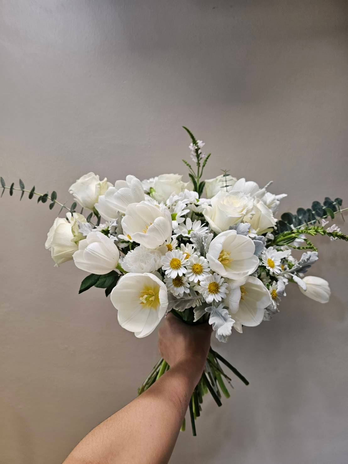 Winter Serenity Bouquet - Farm-Sook Flowers & Coffee