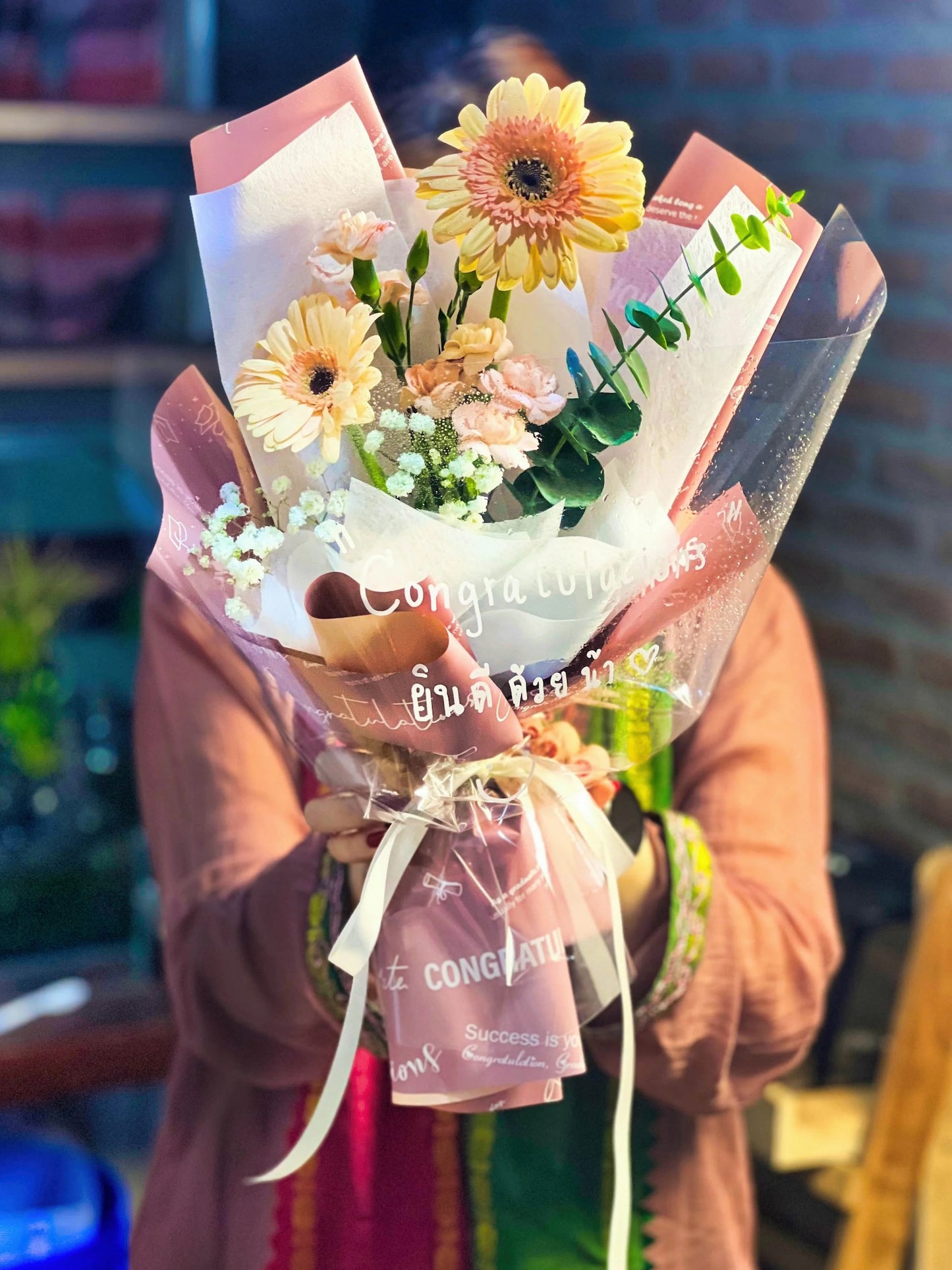 DIY Flower Bouquet 350Baht - Farm-Sook Flowers & Coffee